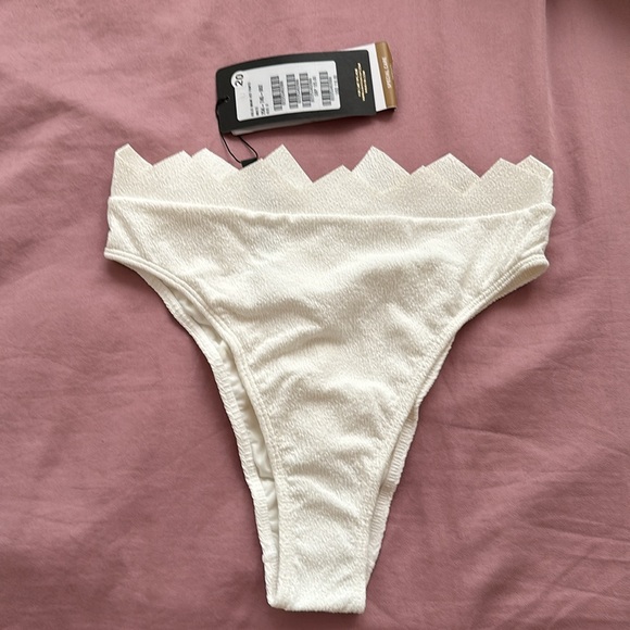 Vix Imani Hot Pants Bikini - Bottom Only - Picture 3 of 5